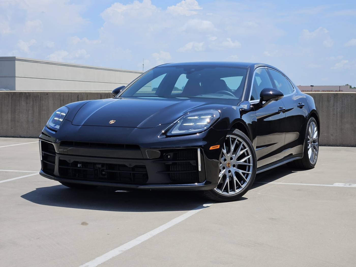 2025 Porsche Panamera 4 — Sedan — 301 mi — Dallas, TX