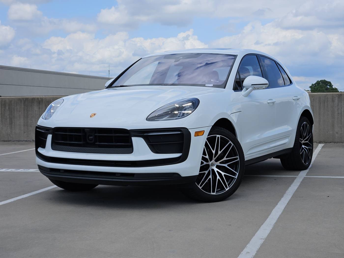2022 Porsche Macan Standard — SUV — 16,600 mi — Dallas, TX