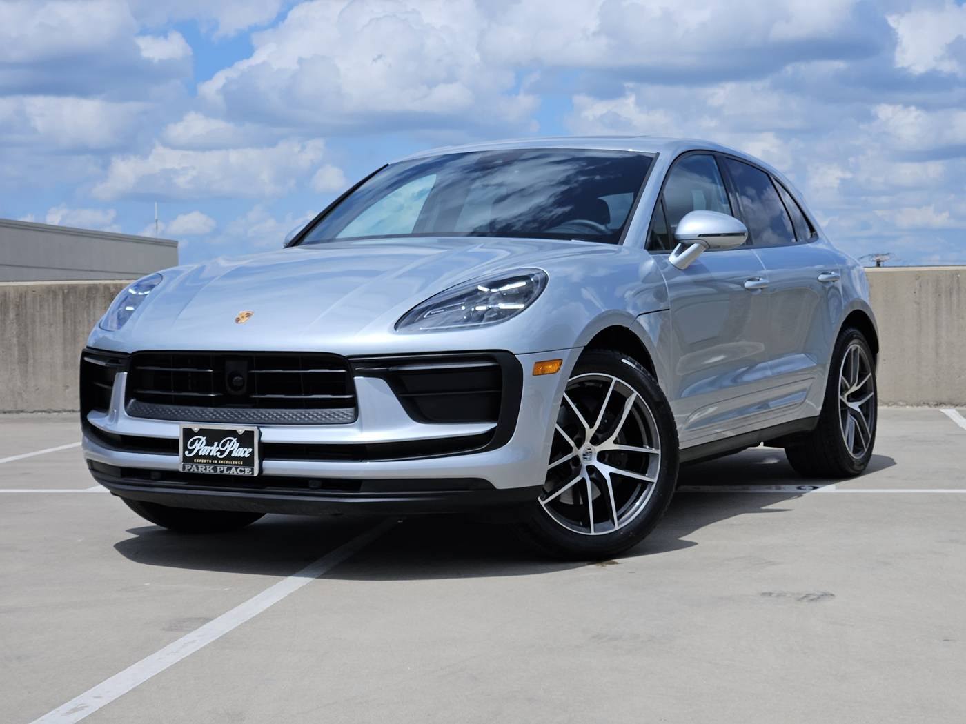 2023 Porsche Macan T — SUV — 13,132 mi — Dallas, TX