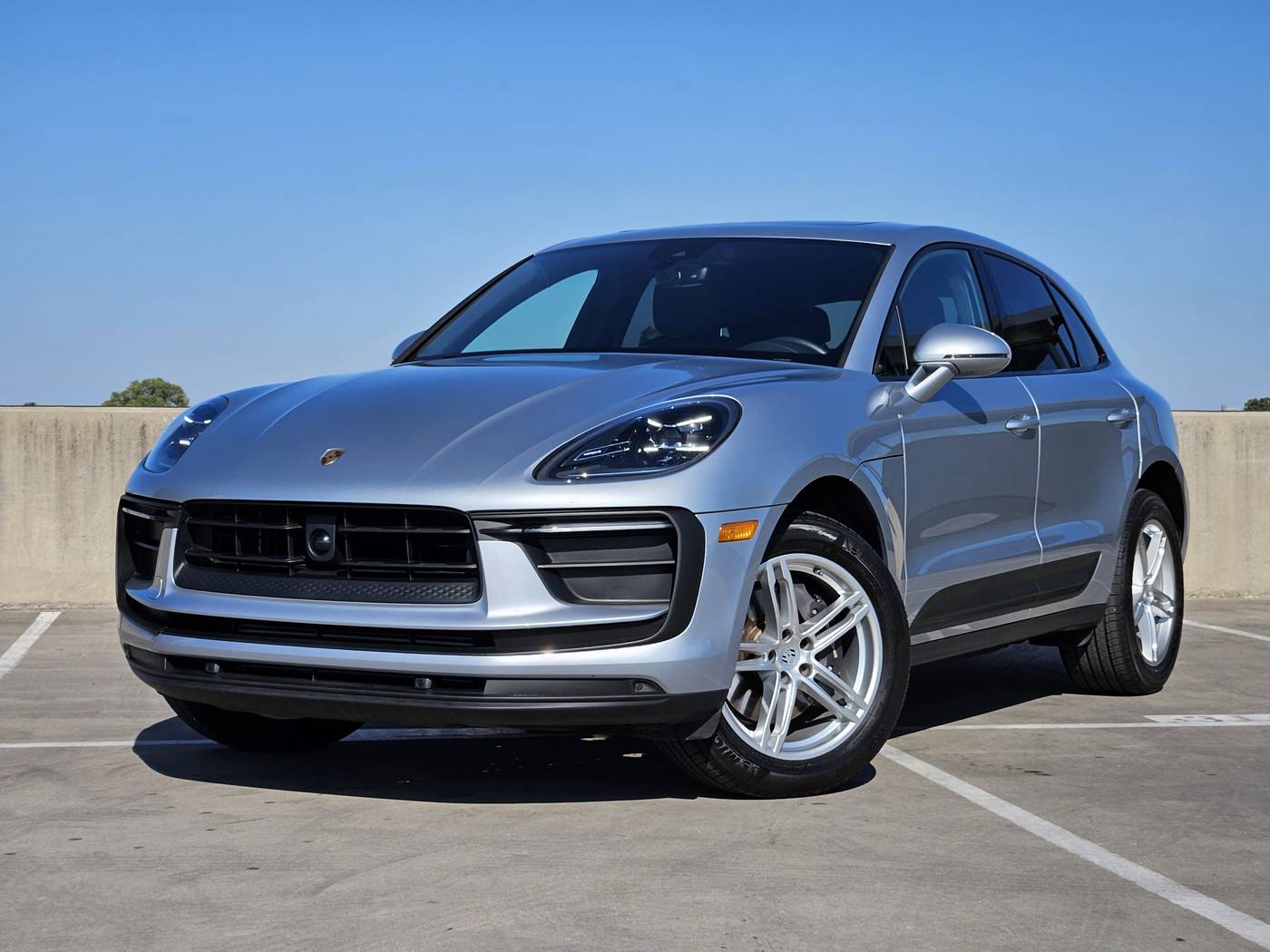 2025 Porsche Macan Standard — SUV — 15 mi — Dallas, TX