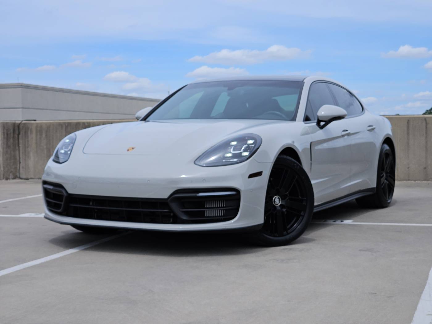 2022 Porsche Panamera 4 — Hatchback — 9,194 mi — Dallas, TX