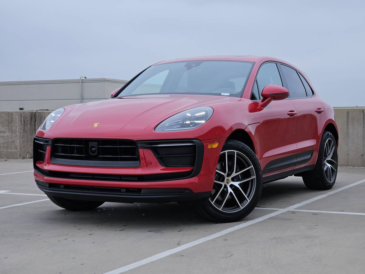 2025 Porsche Macan T — SUV — 741 mi — Dallas, TX