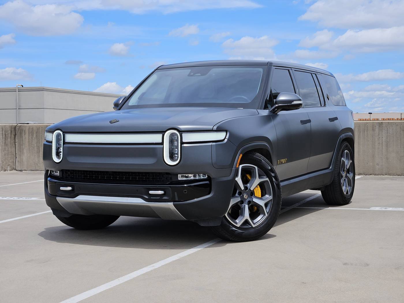 2024 Rivian R1S Adventure — SUV — 22,804 mi — Dallas, TX