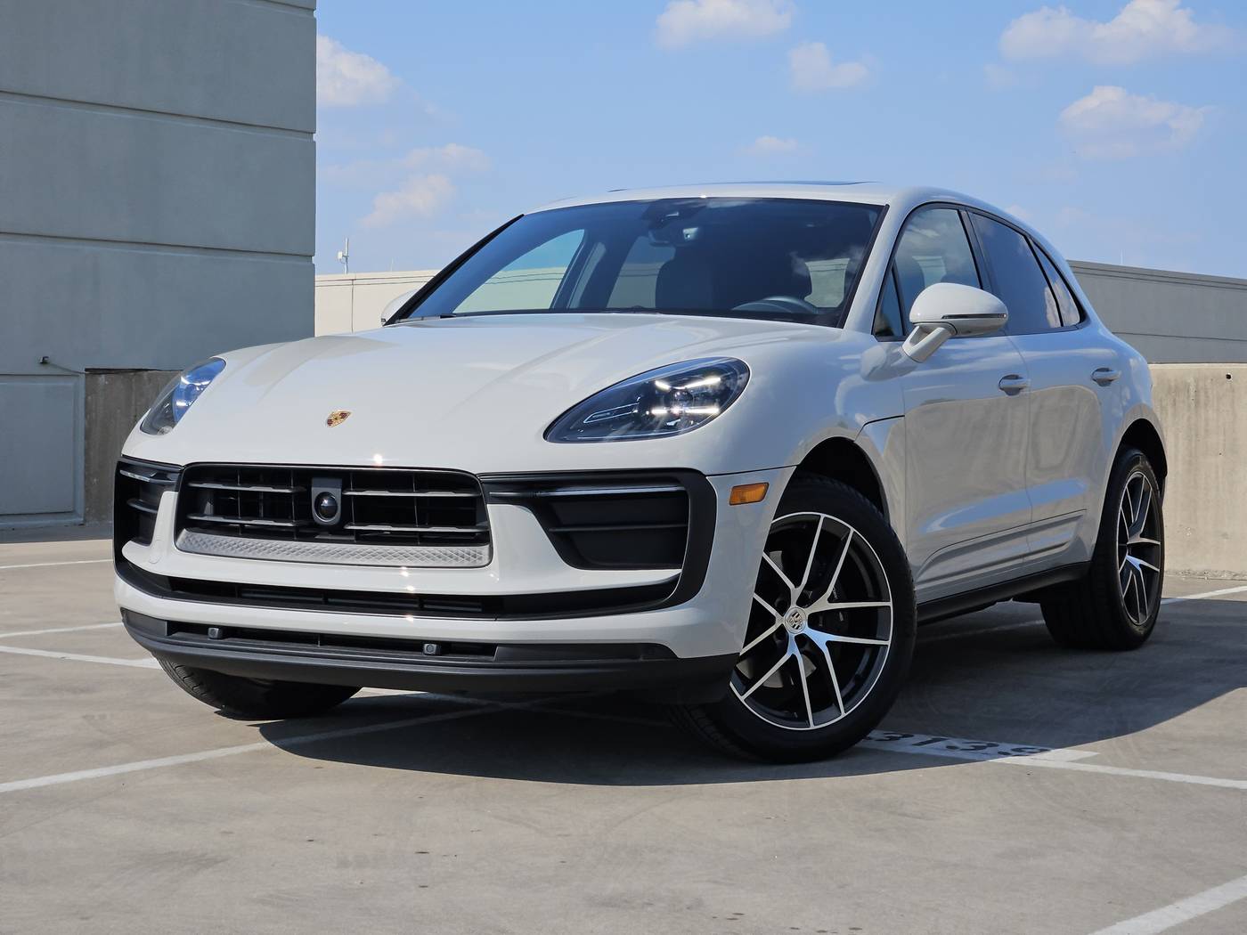 2025 Porsche Macan Standard — SUV — 453 mi — Dallas, TX