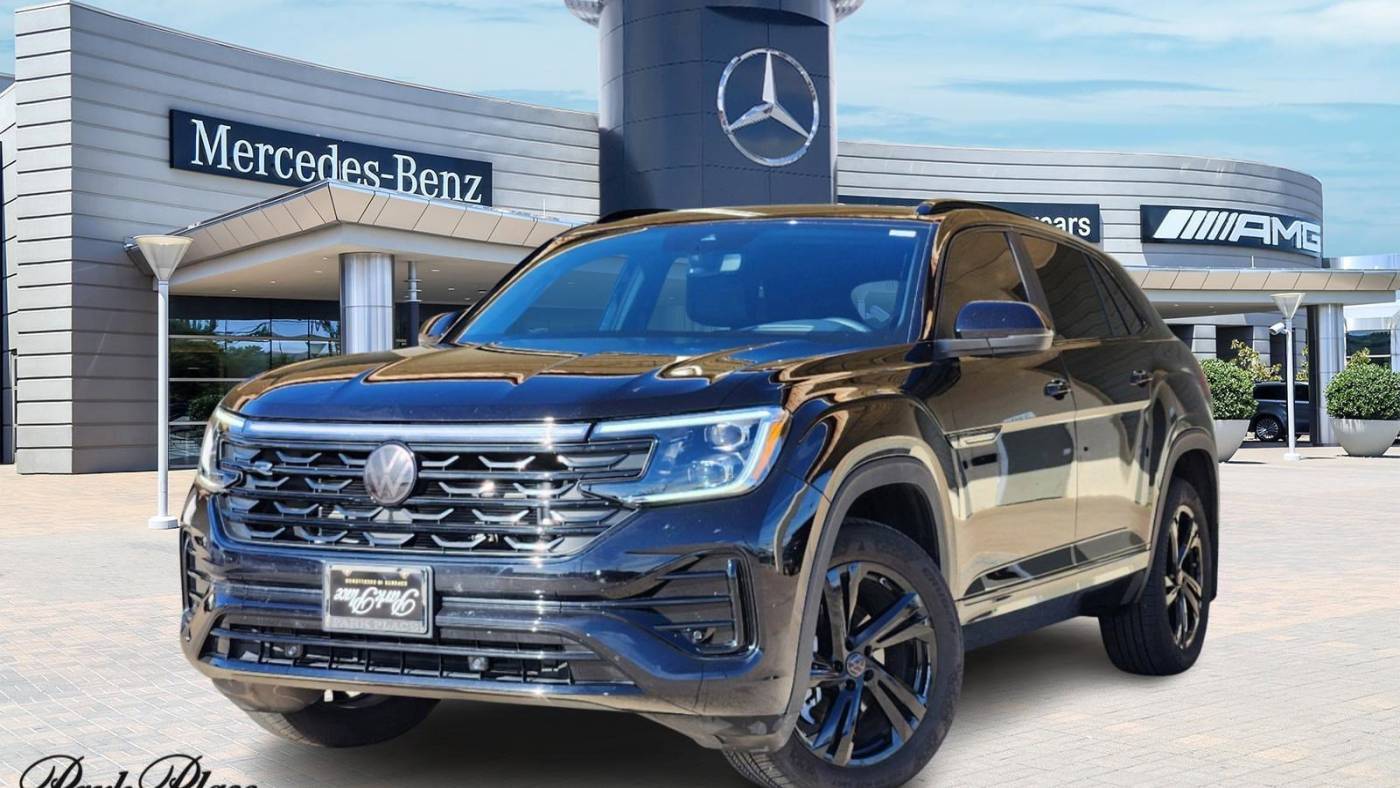2024 Volkswagen Atlas Cross Sport SEL R-Line — SUV — 4,525 mi — Dallas, TX
