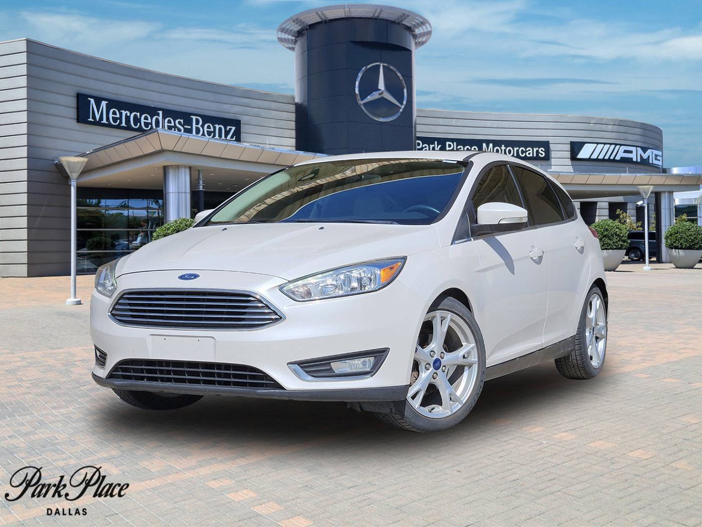 2015 Ford Focus Titanium — Hatchback — 138,844 mi — Dallas, TX