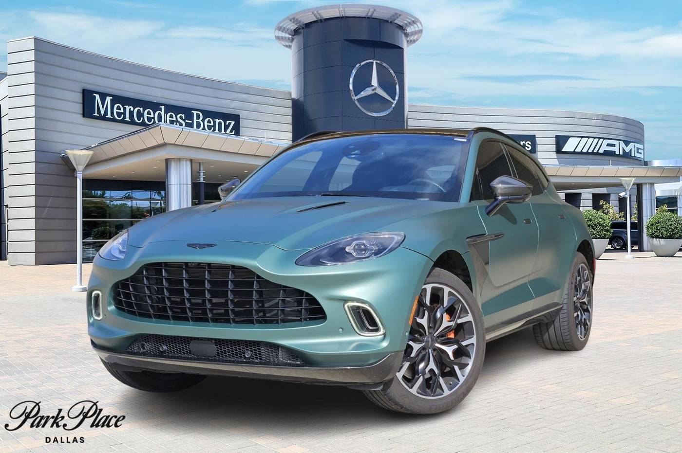 2021 Aston Martin DBX