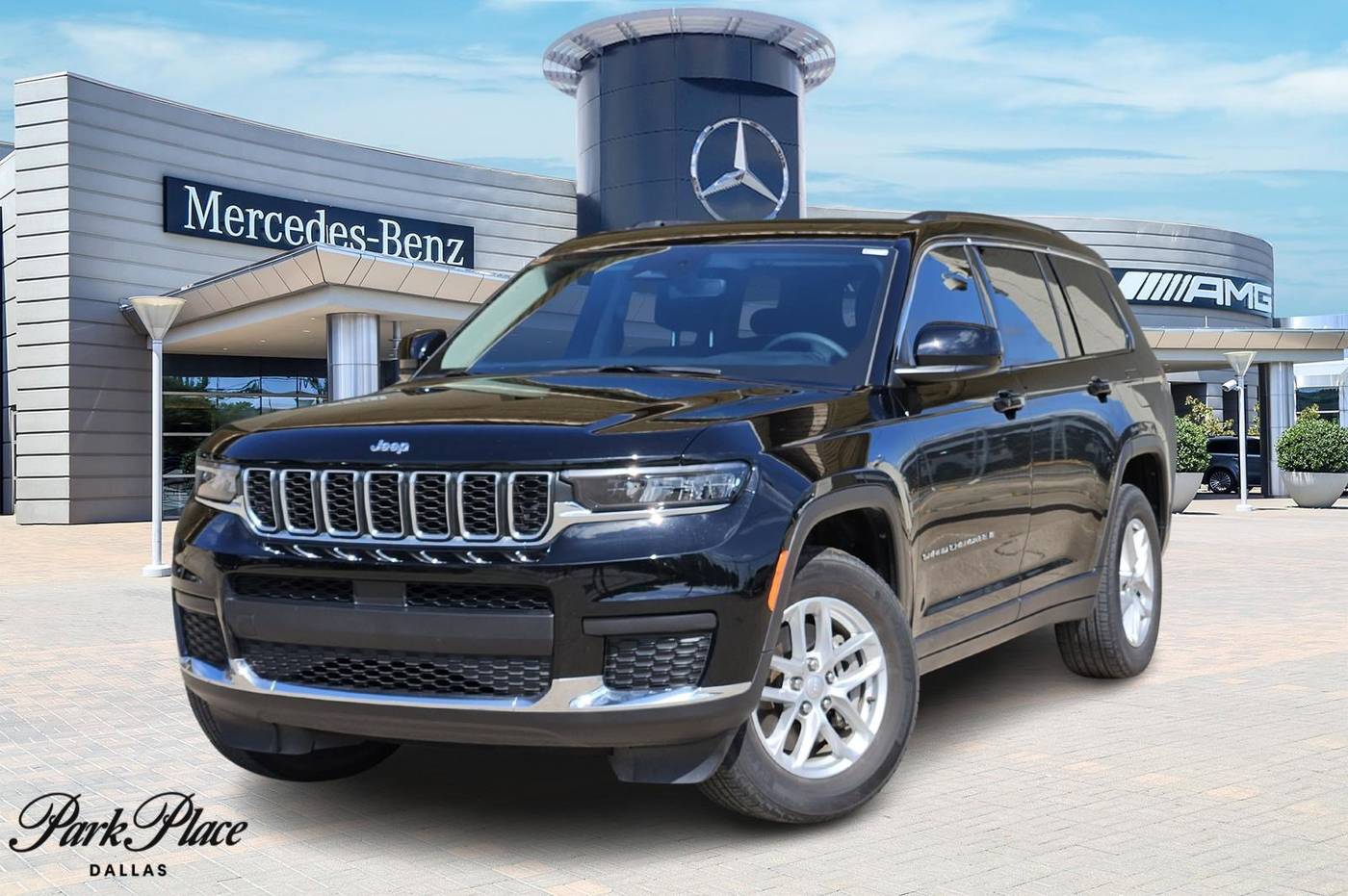 2023 Jeep Grand Cherokee Laredo — SUV — 34,370 mi — Dallas, TX