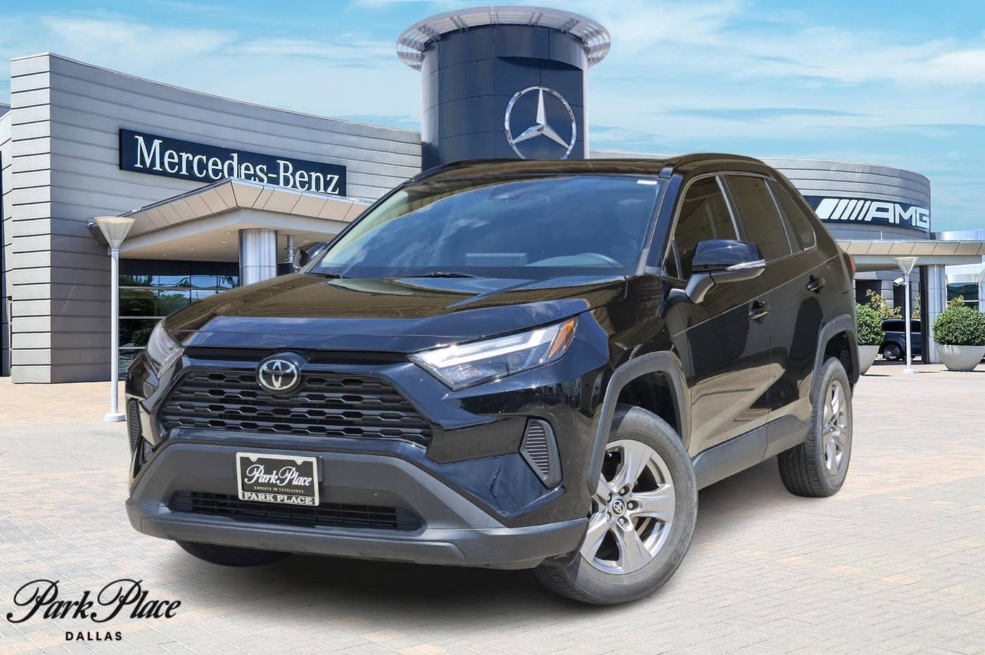 2022 Toyota RAV4 XLE — SUV — 37,066 mi — Dallas, TX