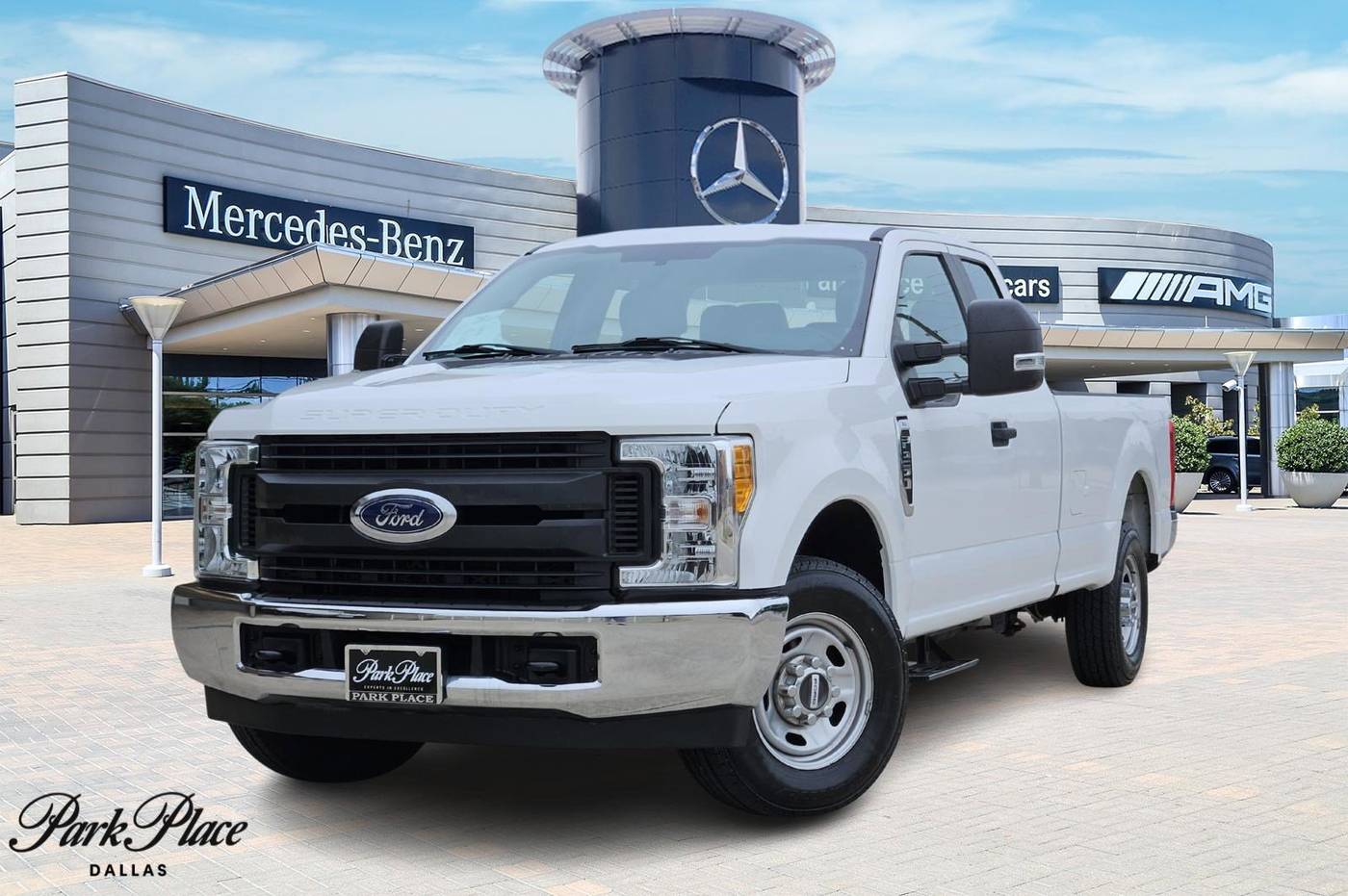 2017 Ford Super Duty F-250 XL — Pickup Truck — 54,222 mi — Dallas, TX