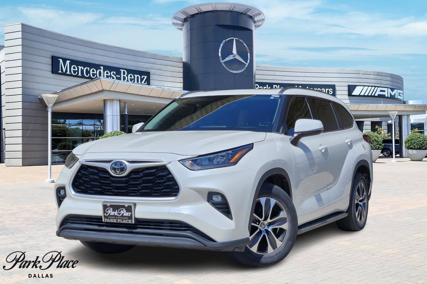 2020 Toyota Highlander XLE — SUV — 42,817 mi — Dallas, TX