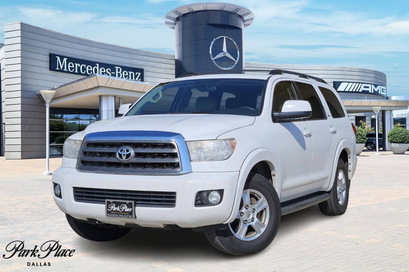 2011 Toyota Sequoia SR5 — SUV — 208,951 mi — Dallas, TX