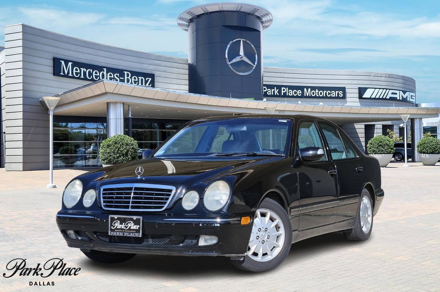 2000 Mercedes-Benz E-Class E 320 — Sedan — 51,381 mi — Dallas, TX