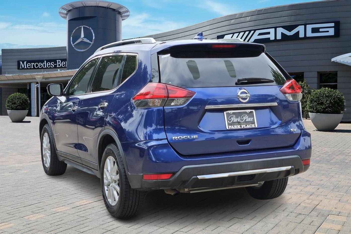 2017 Nissan Rogue SV — SUV — 95,150 mi — Dallas, TX