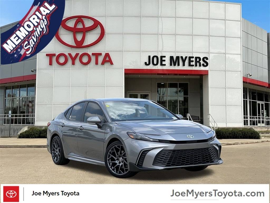 2025 Toyota Camry SE — Sedan — 6,977 mi — Houston, TX
