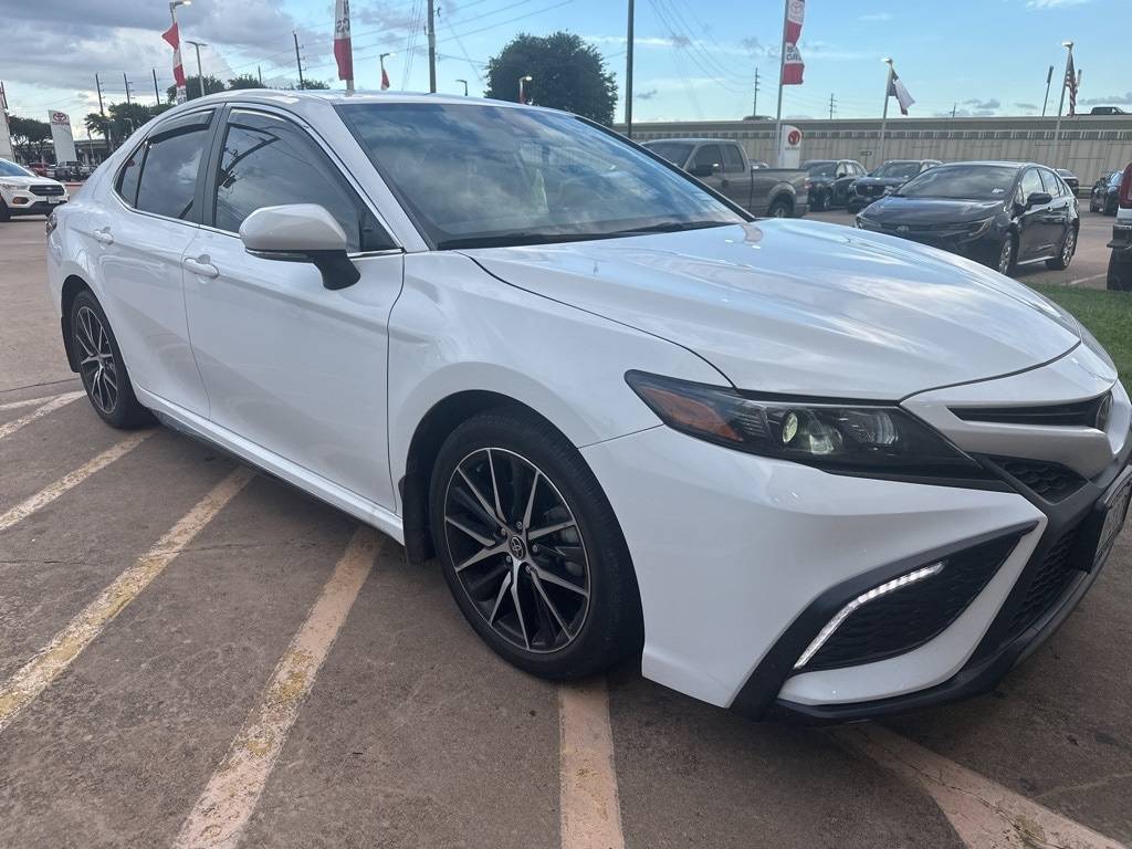 2023 Toyota Camry SE — Sedan — 19,232 mi — Houston, TX