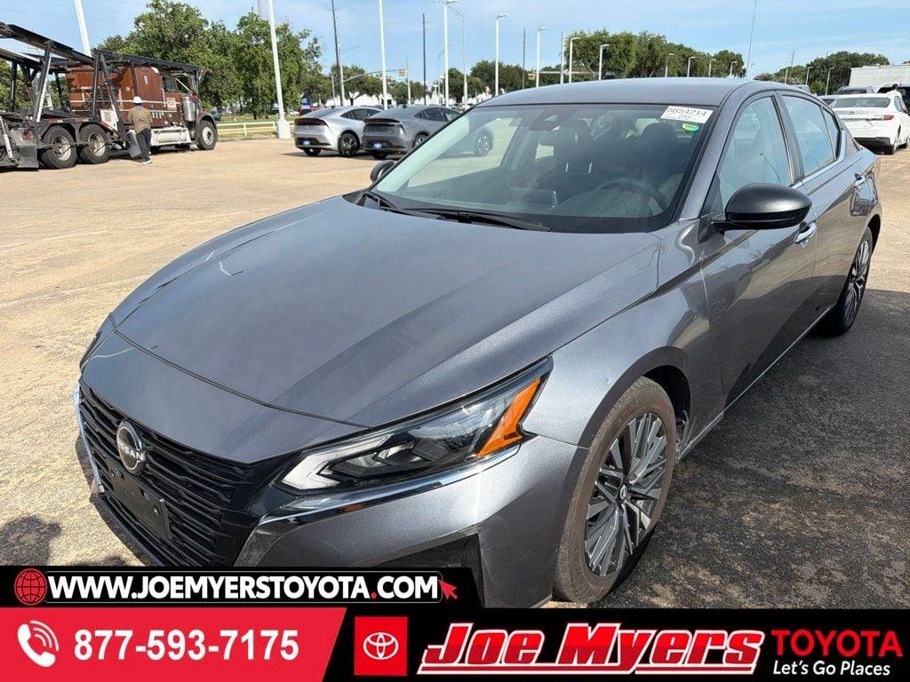 2024 Nissan Altima SV