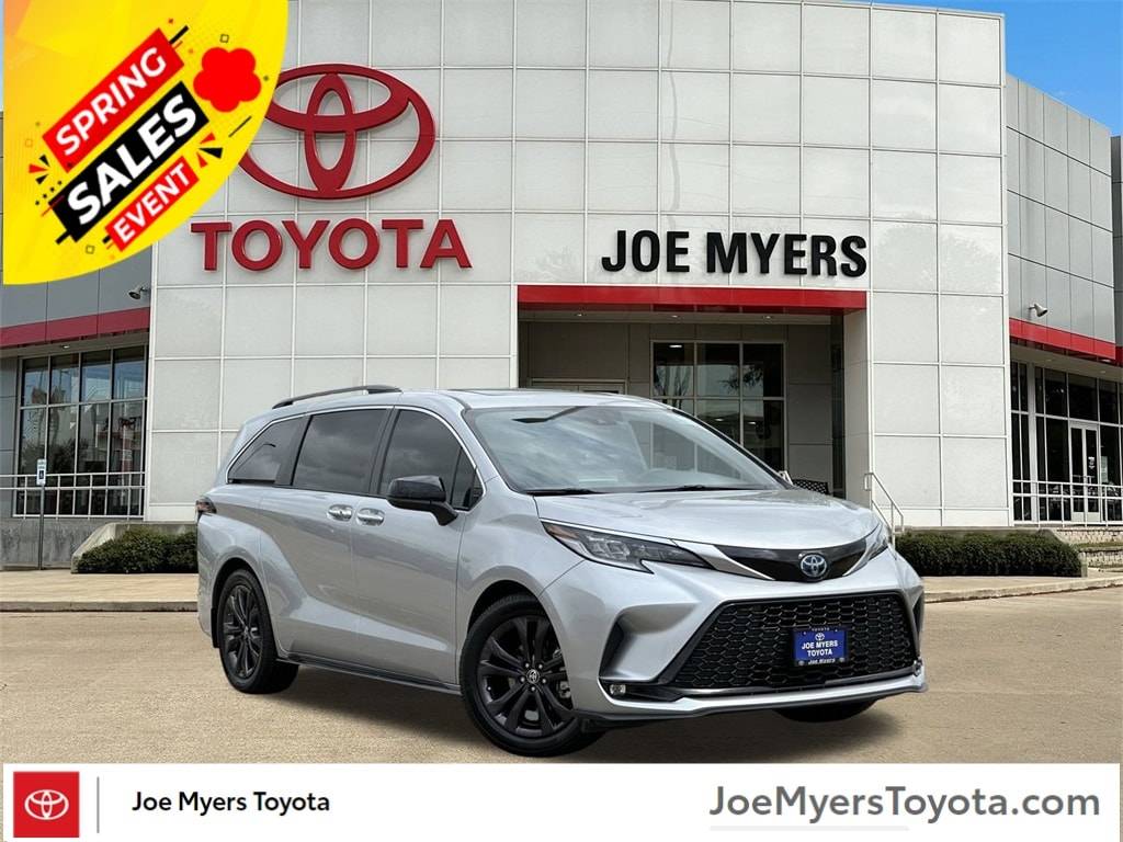 2022 Toyota Sienna XSE — Minivan — 69,797 mi — Houston, TX