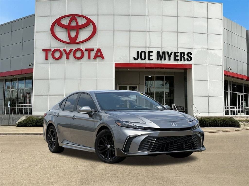 2025 Toyota Camry SE — Sedan — 6,793 mi — Houston, TX