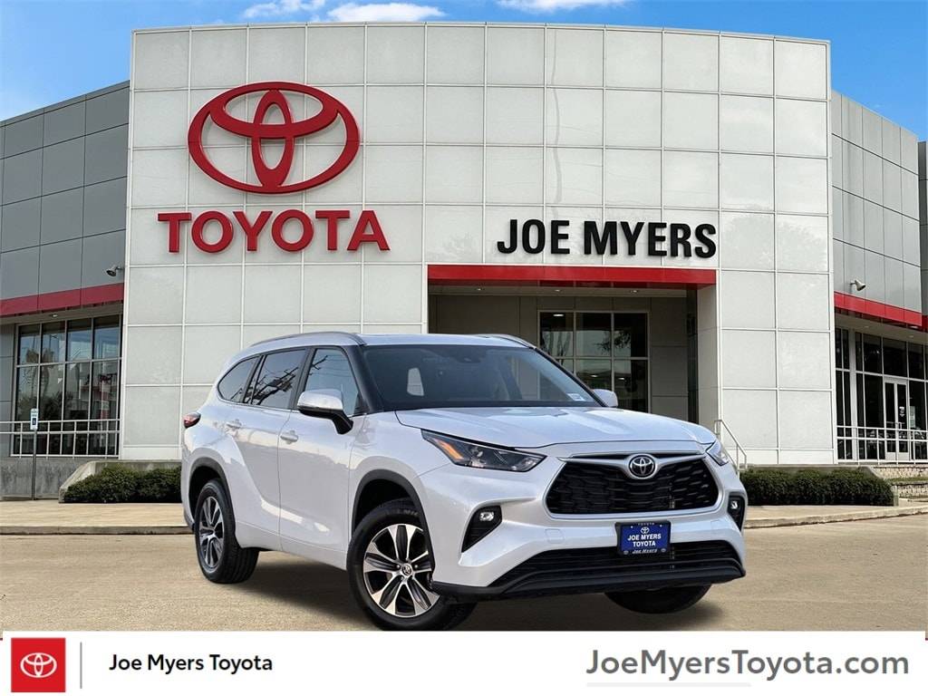 2023 Toyota Highlander XLE — SUV — 18,959 mi — Houston, TX