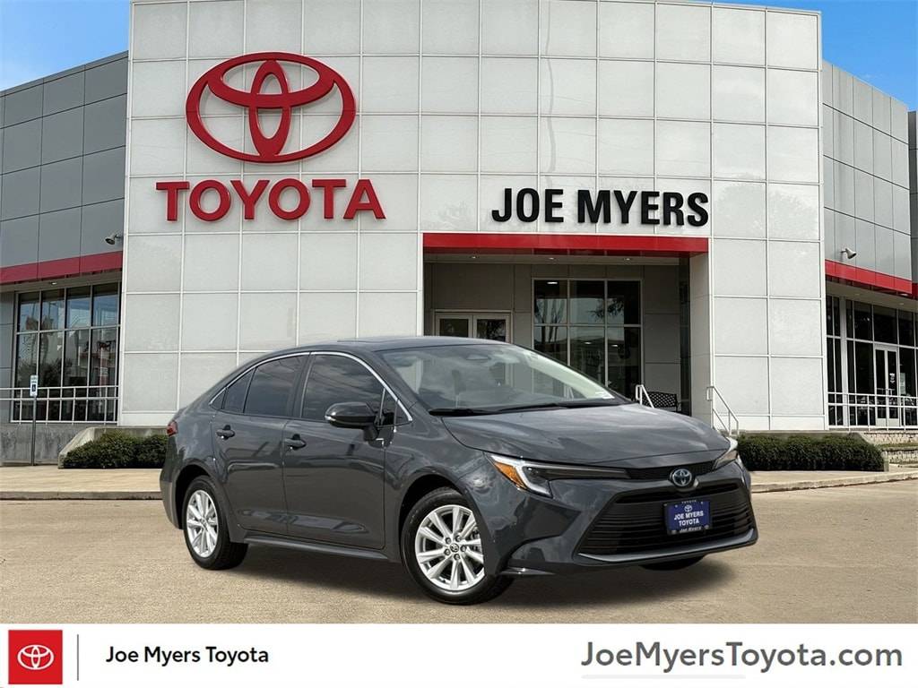 2025 Toyota Corolla Hybrid XLE — Sedan — 13 mi — Houston, TX