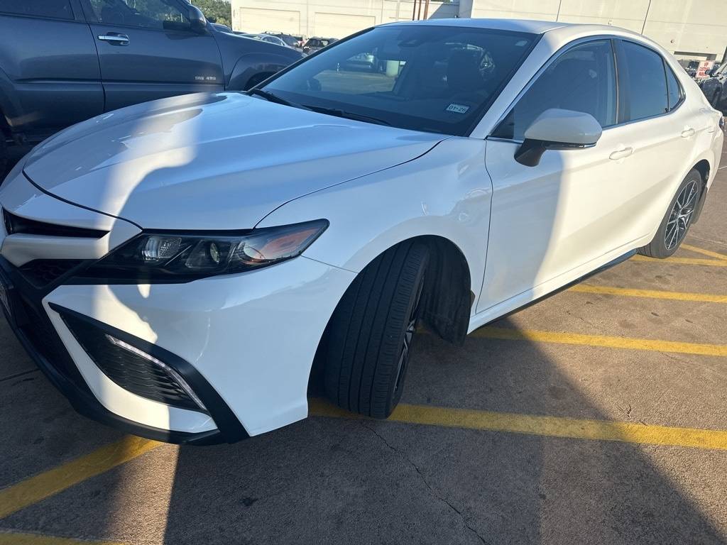 2024 Toyota Camry SE — Sedan — 28,729 mi — Houston, TX
