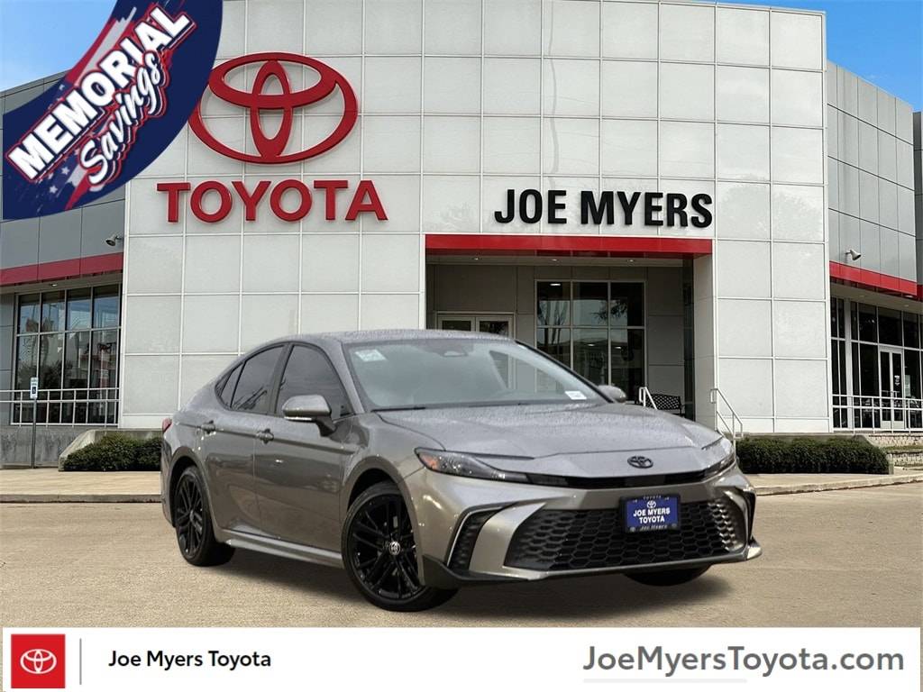 2025 Toyota Camry SE — Sedan — 10,478 mi — Houston, TX