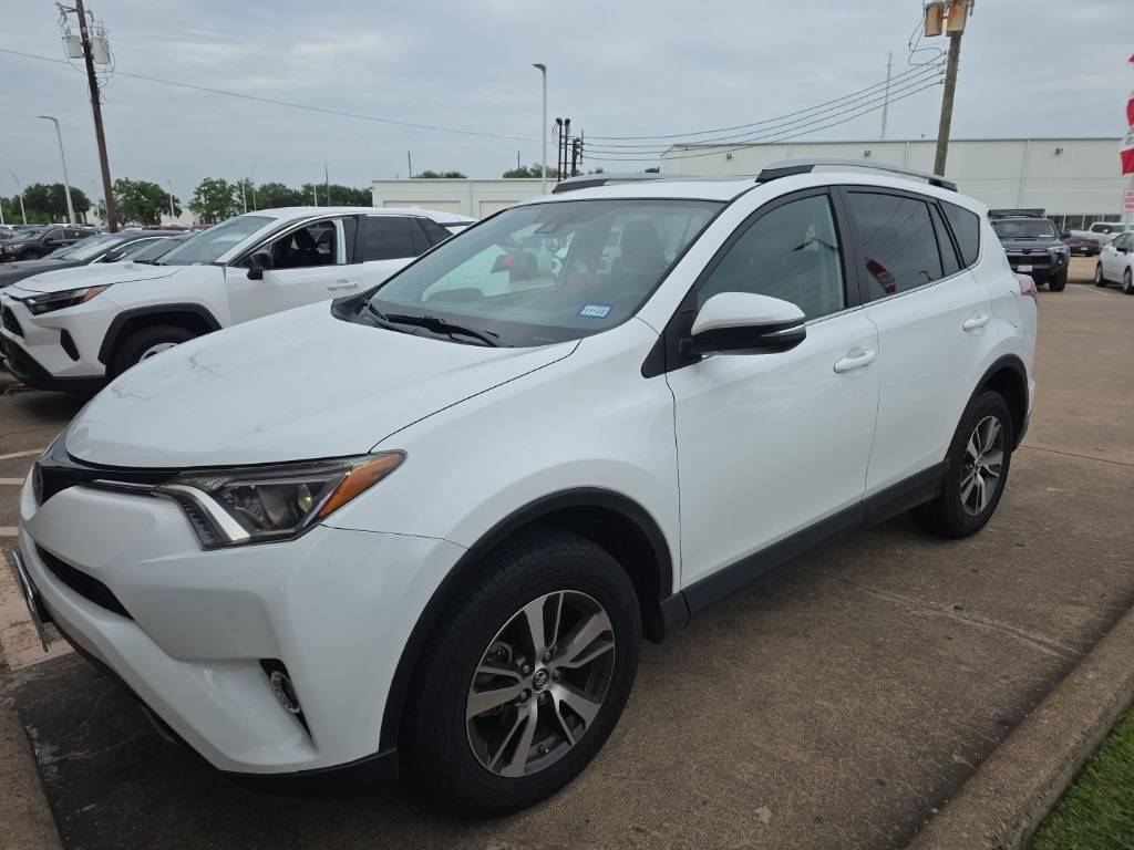 2018 Toyota RAV4 XLE — SUV — 28,384 mi — Houston, TX
