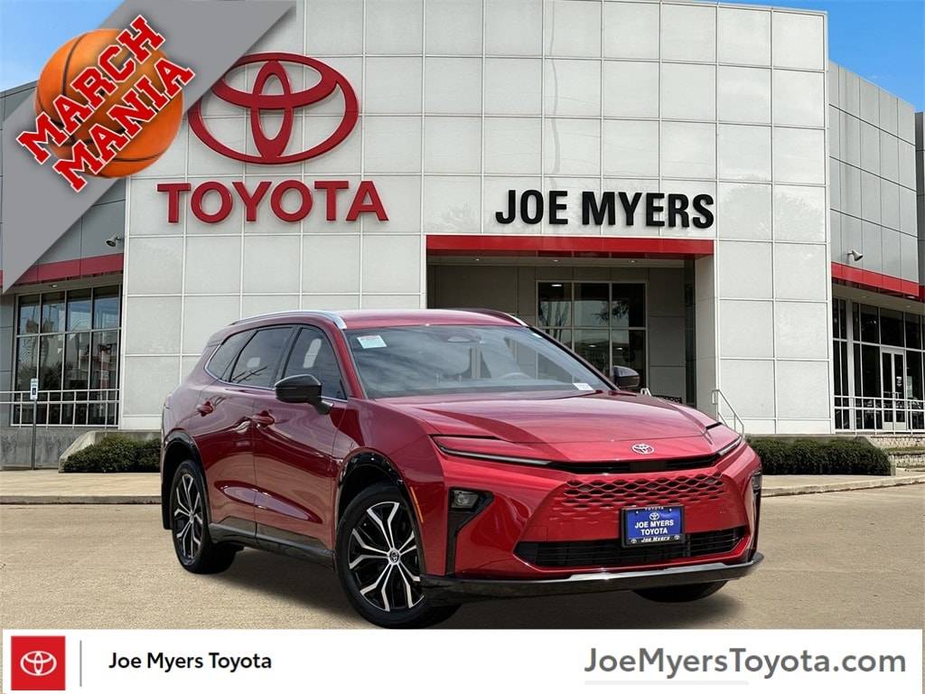 2025 Toyota Crown Signia XLE — SUV — 5,279 mi — Houston, TX