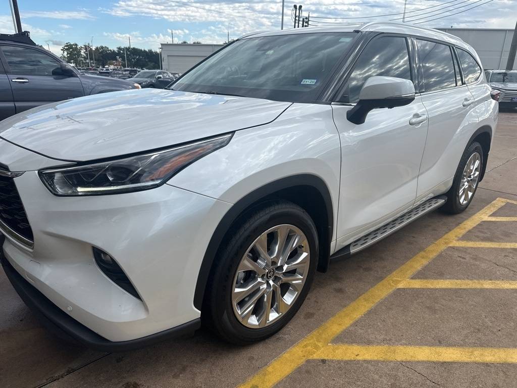 2024 Toyota Highlander LE — SUV — 43,317 mi — Houston, TX