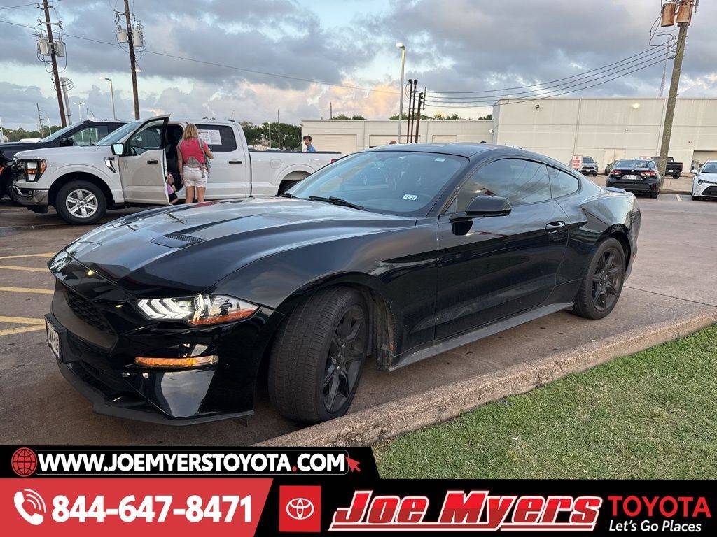 2020 Ford Mustang EcoBoost