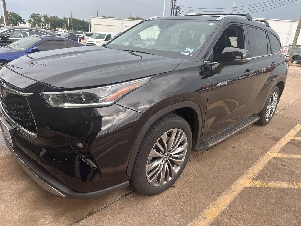 2021 Toyota Highlander Hybrid Platinum — SUV — 26,830 mi — Houston, TX