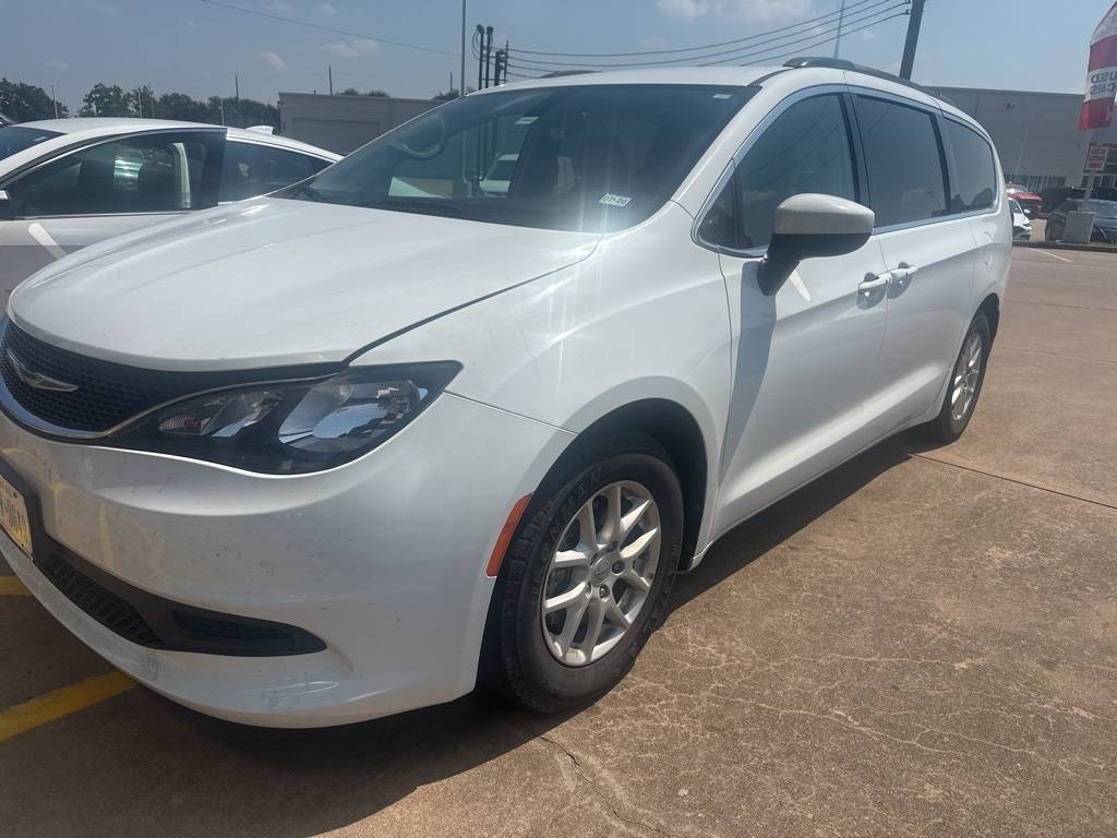 2021 Chrysler Voyager LXI — Minivan — 101,718 mi — Houston, TX