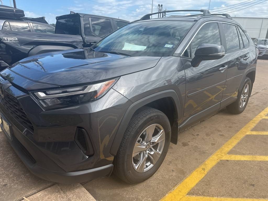 2024 Toyota RAV4 XLE — SUV — 20,771 mi — Houston, TX