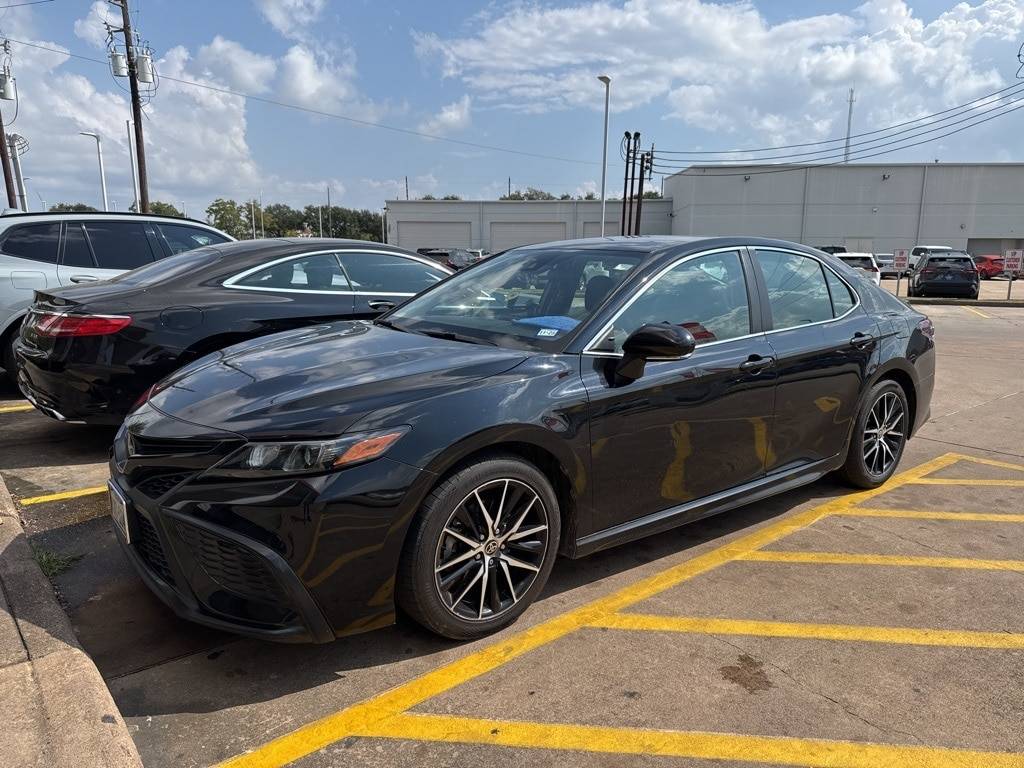 2023 Toyota Camry SE — Sedan — 120,391 mi — Houston, TX
