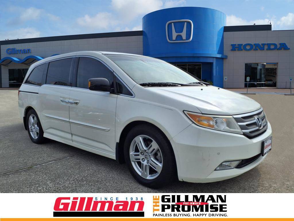 2013 Honda Odyssey Touring — Minivan — 154,134 mi — Houston, TX