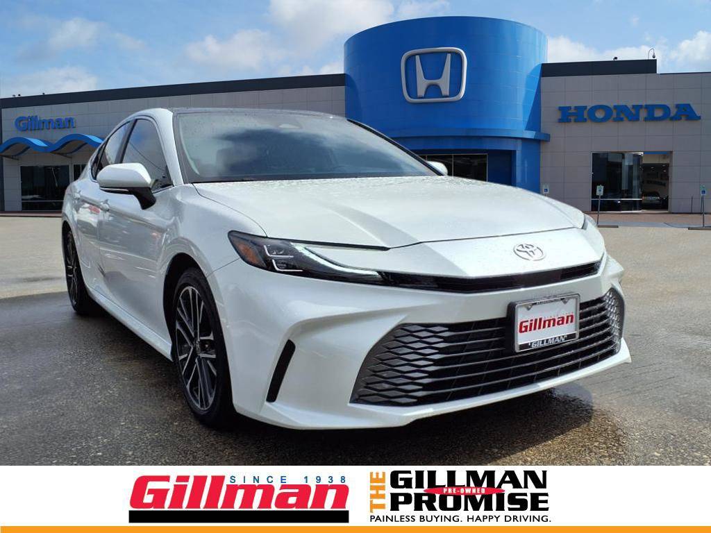 2025 Toyota Camry XLE — Sedan — 5,339 mi — Houston, TX