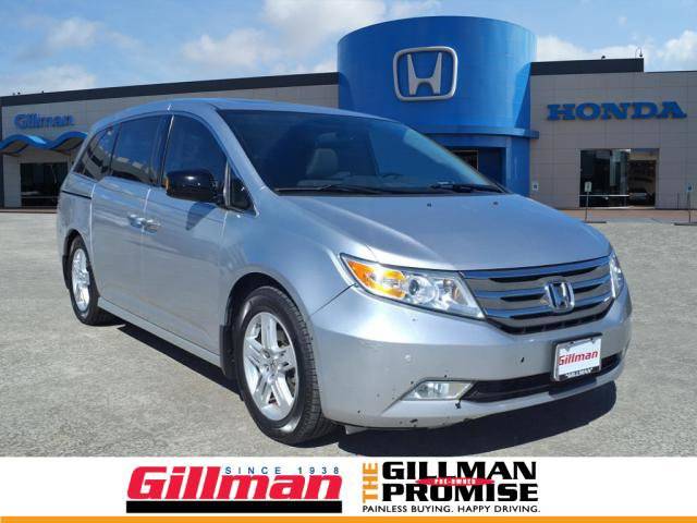 2013 Honda Odyssey Touring — Minivan — 156,192 mi — Houston, TX