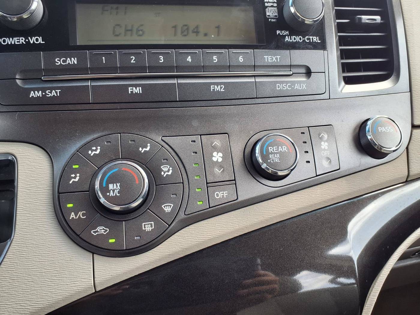 Photo 6