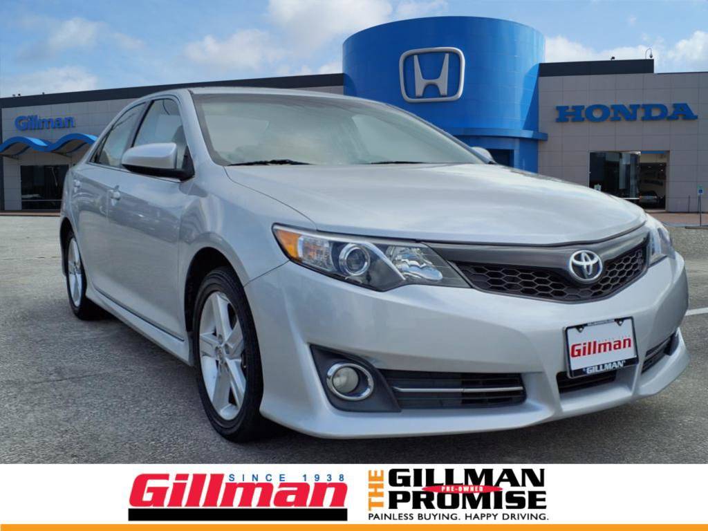 2014 Toyota Camry SE — Sedan — 210,000 mi — Houston, TX