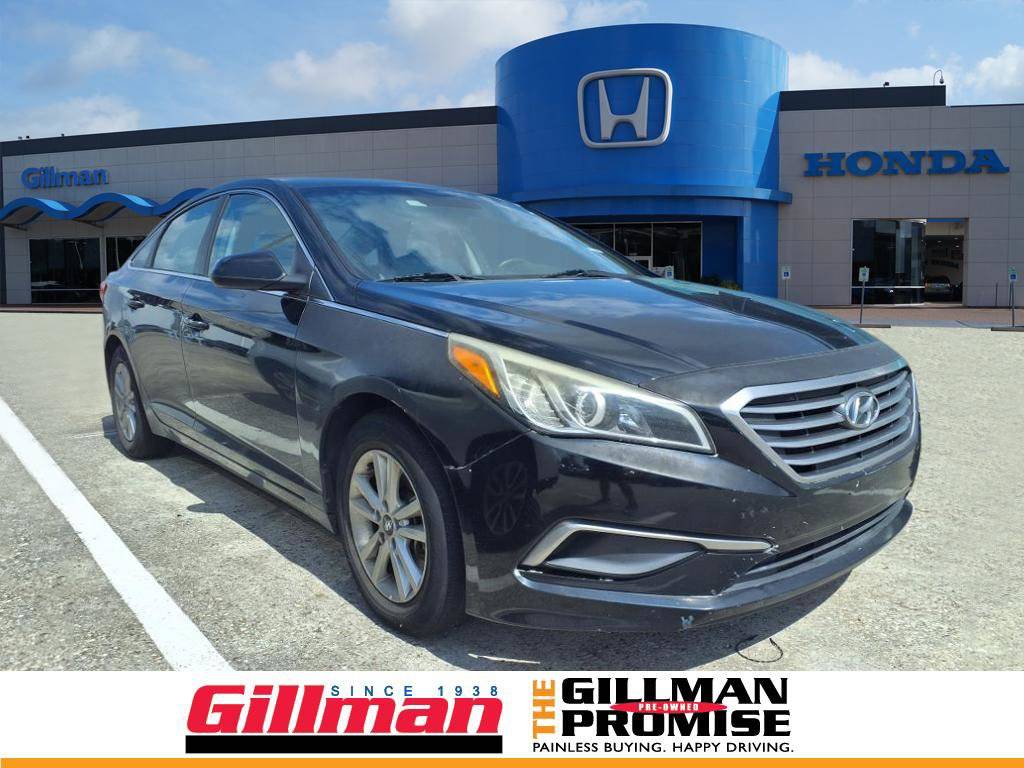 2017 Hyundai Sonata Base — Sedan — 156,766 mi — Houston, TX