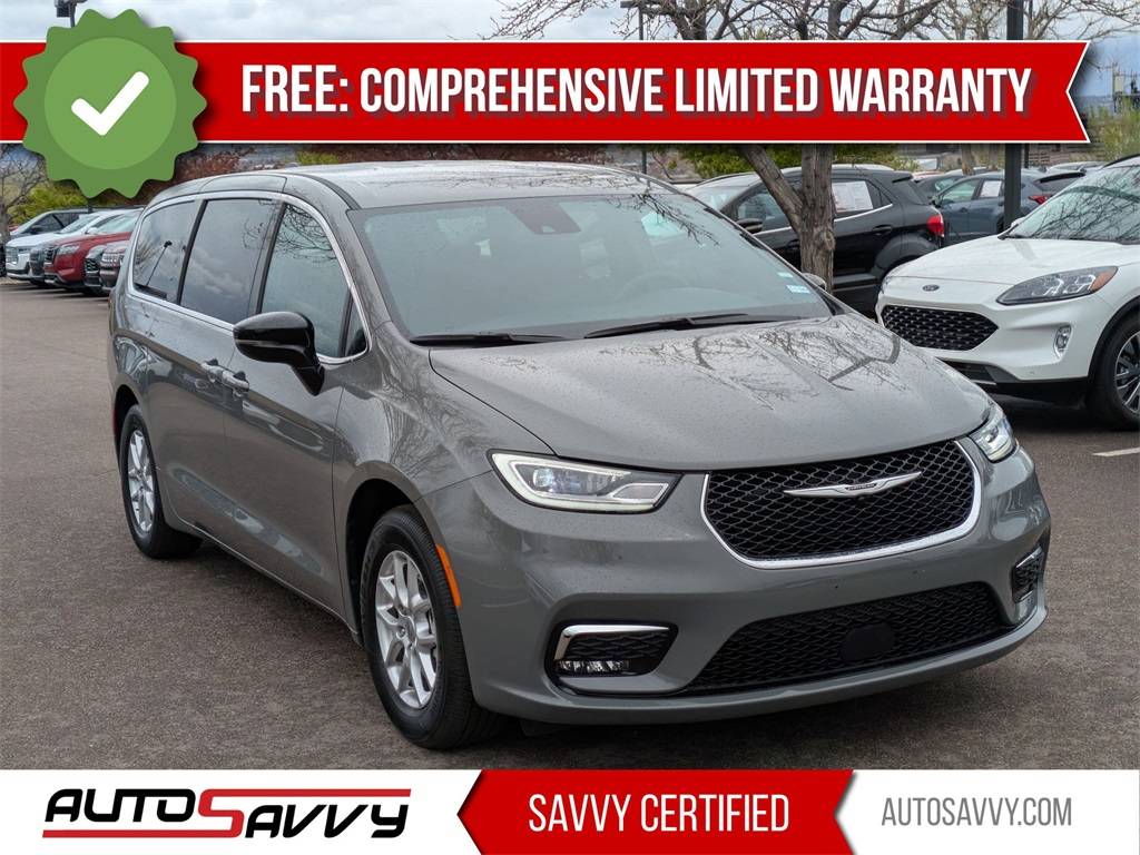 2025 Chrysler Pacifica Select — Minivan — 5,402 mi — Colorado Springs, CO