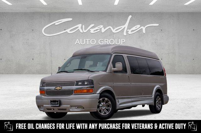 2021 Chevrolet Express Passenger LS — Passenger Van — 30,030 mi — Boerne, TX