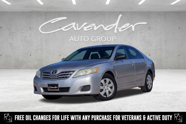 2011 Toyota Camry Base — Sedan — 185,873 mi — Boerne, TX