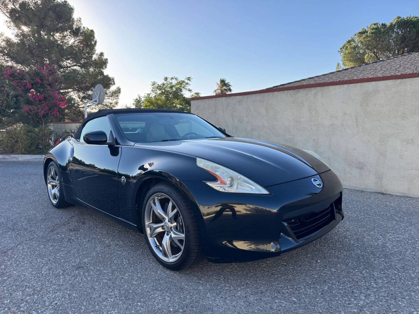 2010 Nissan 370Z Touring — Convertible — 117,305 mi — Victorville, CA