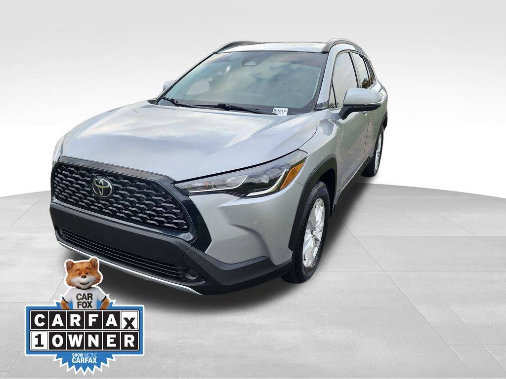 2024 Toyota Corolla Cross LE — SUV — 21,368 mi — Bourbonnais, IL