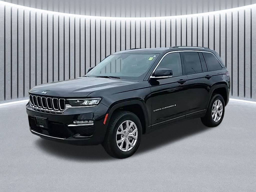 2022 Jeep Grand Cherokee Limited — SUV — 32,600 mi — Crystal Lake, IL