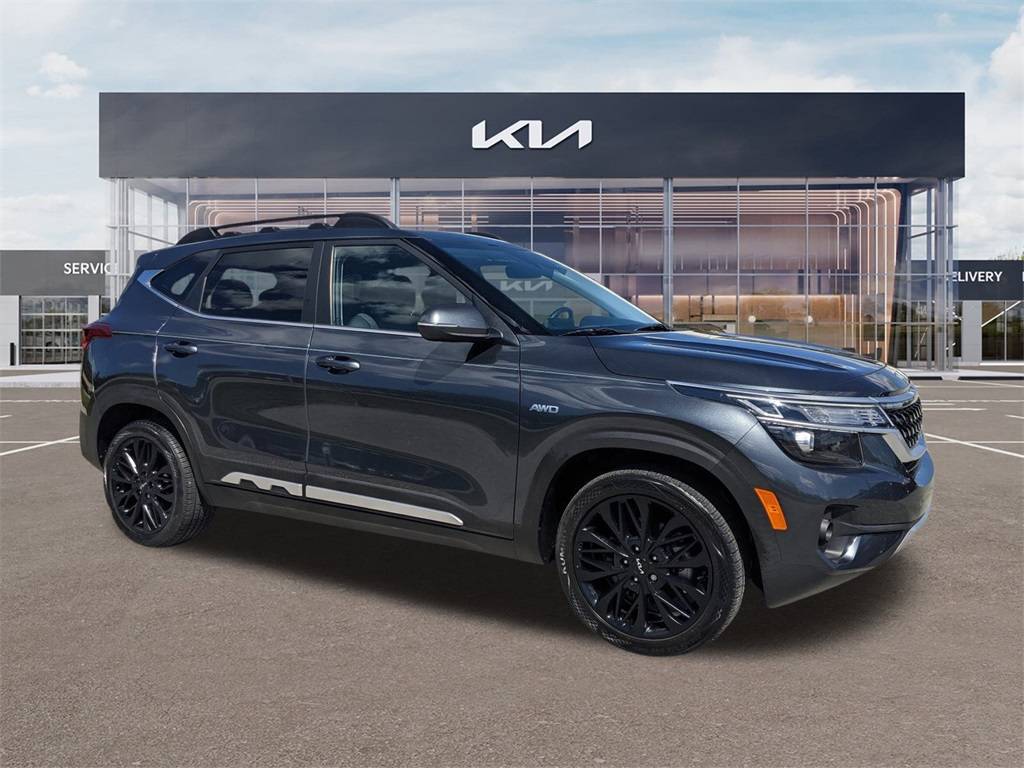 2022 Kia Seltos Nightfall — SUV — 10,774 mi — Fort Myers, FL
