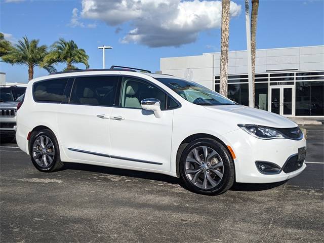 2020 Chrysler Pacifica Limited — Minivan — 60,071 mi — Fort Myers, FL
