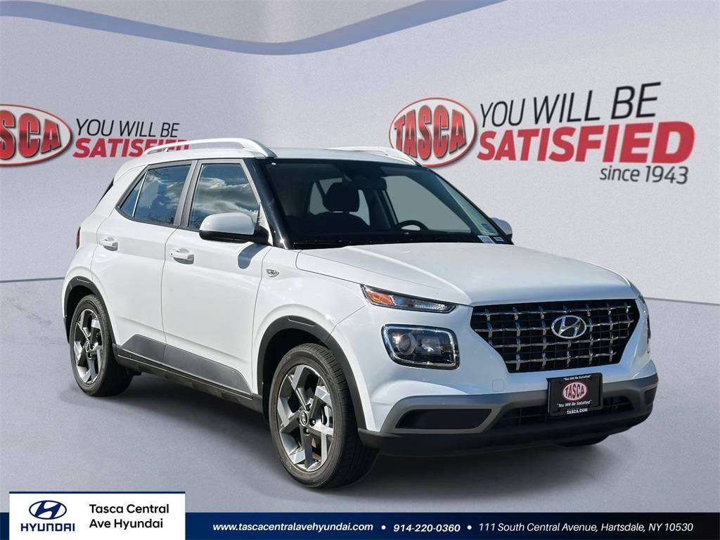2025 Hyundai Venue SEL — SUV — 4,181 mi — Stamford, CT